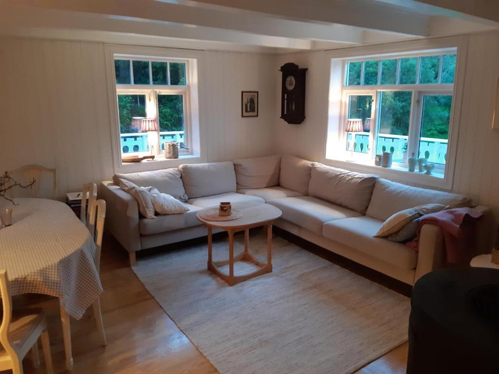 Holtarheim, Holidayhouse, Boat Included Eikefjord ภายนอก รูปภาพ